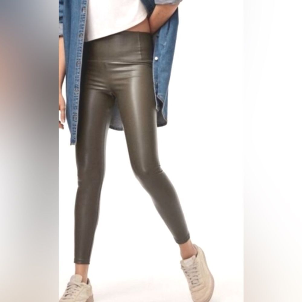 NWOT Aritzia Wilfred Free  Pant High-Waisted faux Leather Leggings